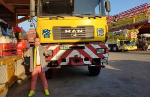 引進全台唯一Liebherr 800噸履帶式吊車